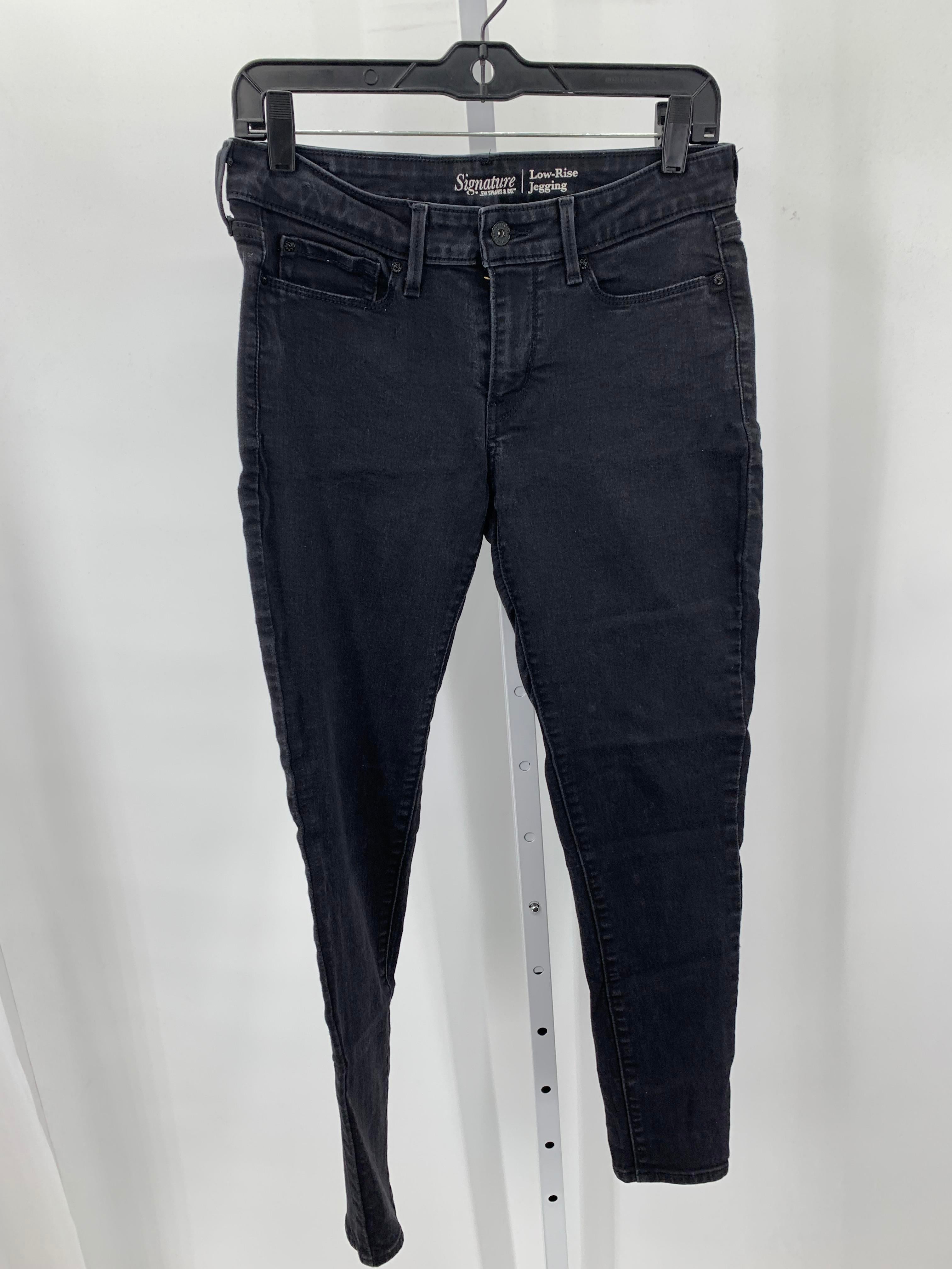 Levis Size 8 Misses Jeans