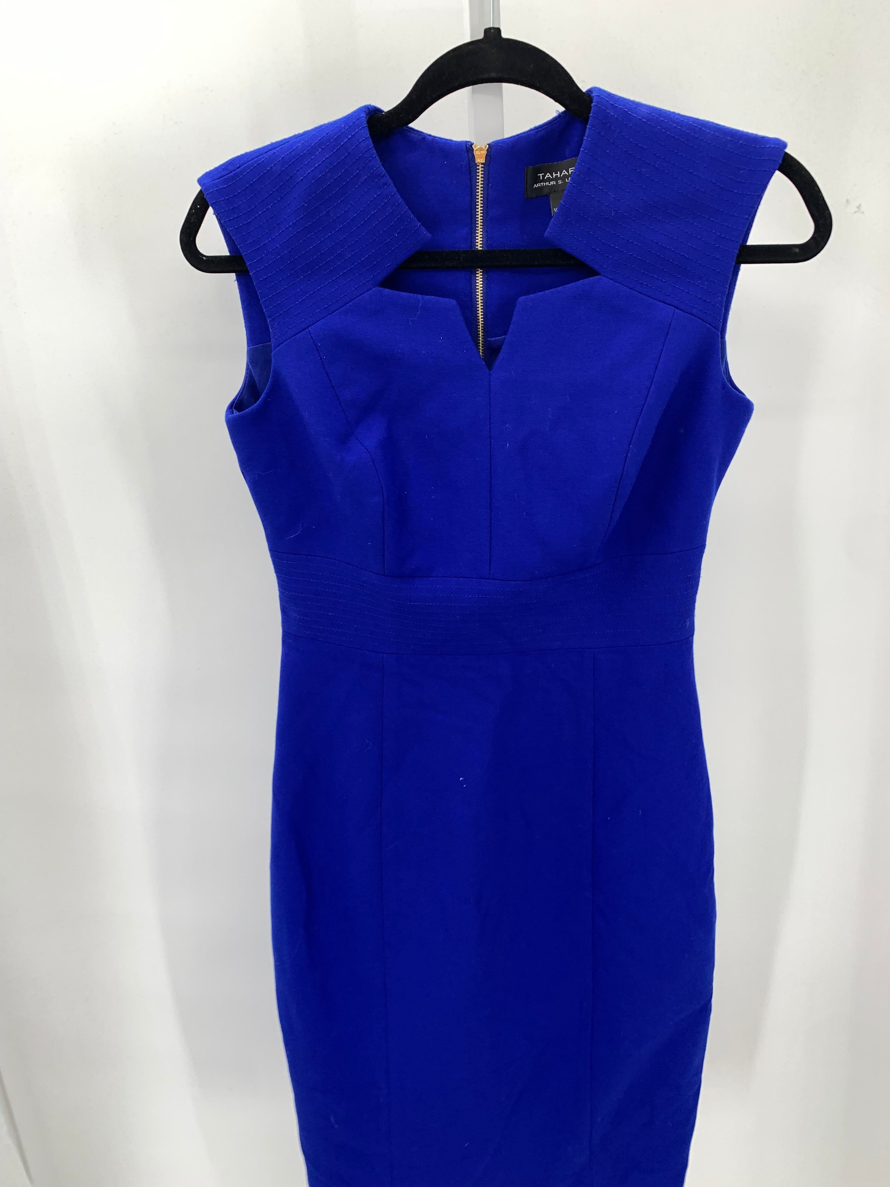 Tahari Size 0 Misses Sleeveless Dress