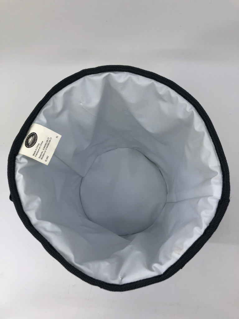 GREY ARCTIC ZONE SOFT THERMAL WINE BUCKET.