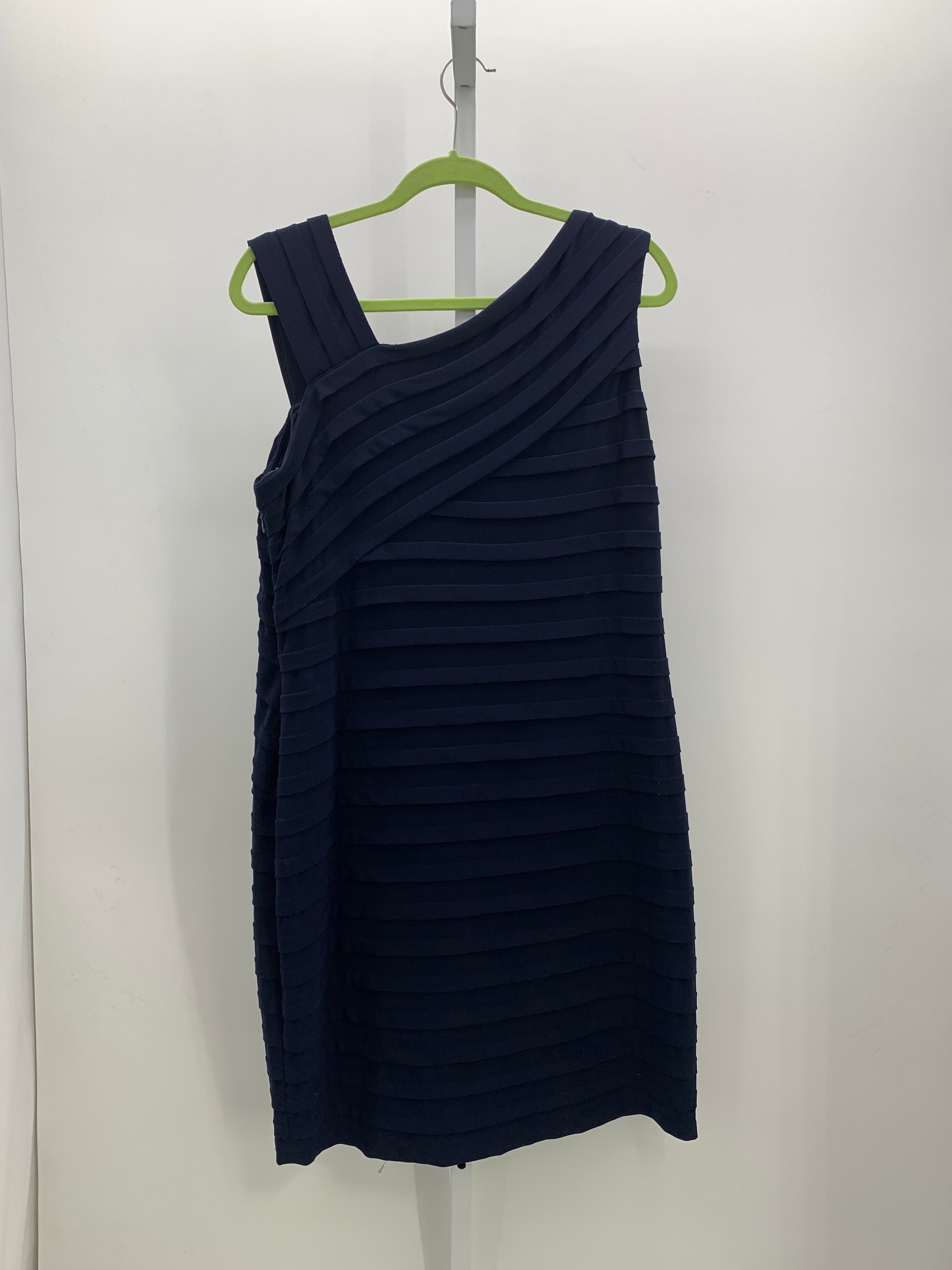 Jessica Howard Size 14 W Womens Sleeveless Dress