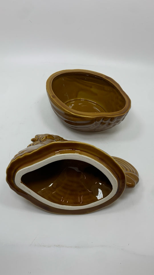 BROWN GLAZE ROOSTER DISH.