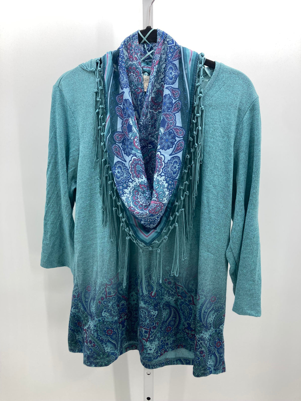 Size Large Misses 3/4 Sleeve Sweater