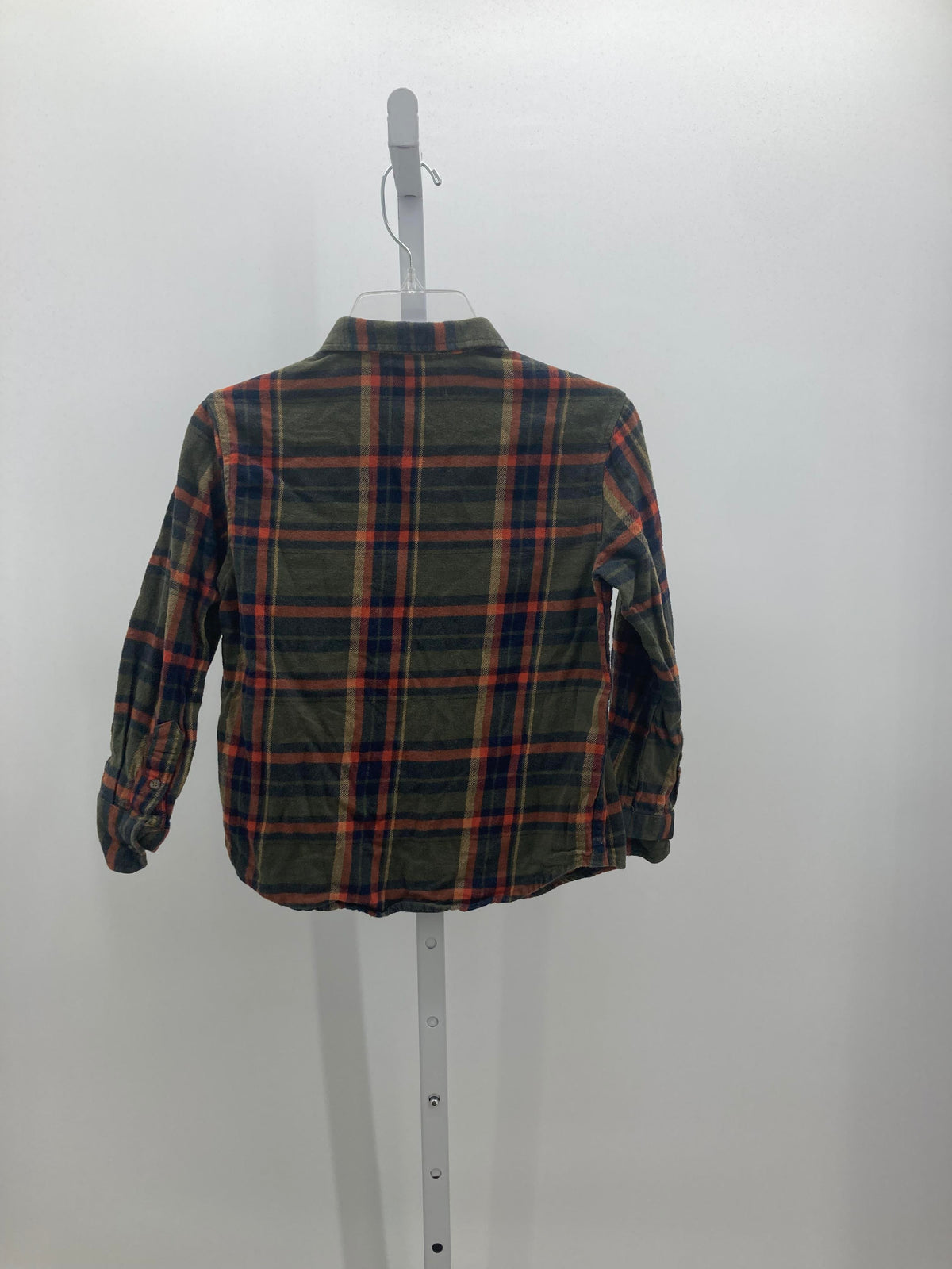 PLAID BTN DOWN
