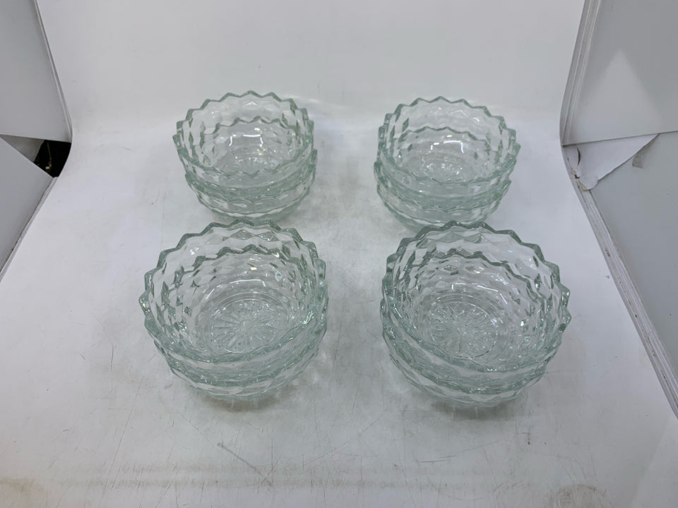 8 VTG DIAMOND PATTERN BOWLS.