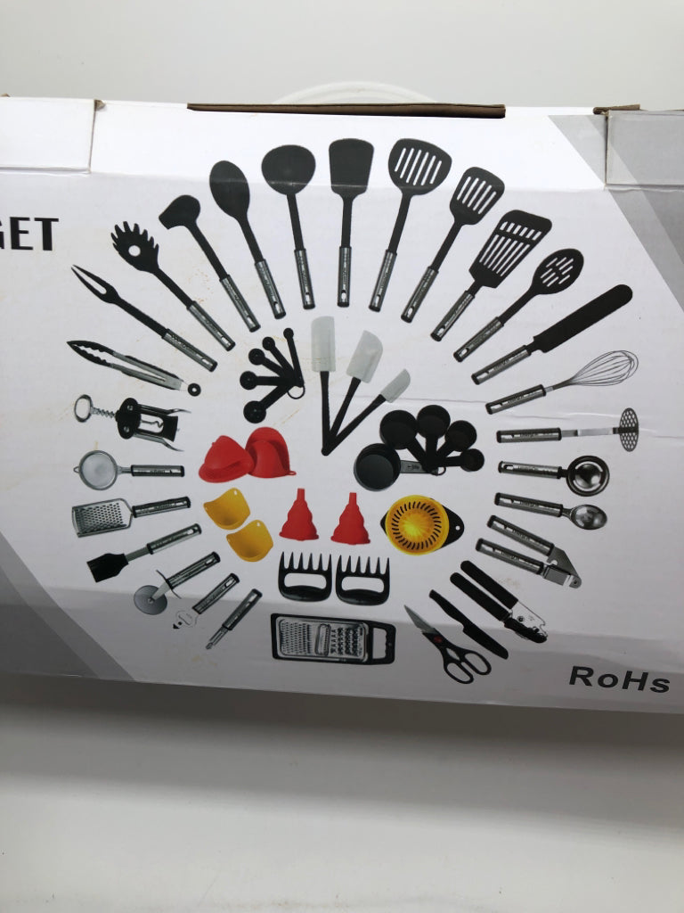 NIB NEXT GADGET 50PC KITCHEN UTENSIL SET.