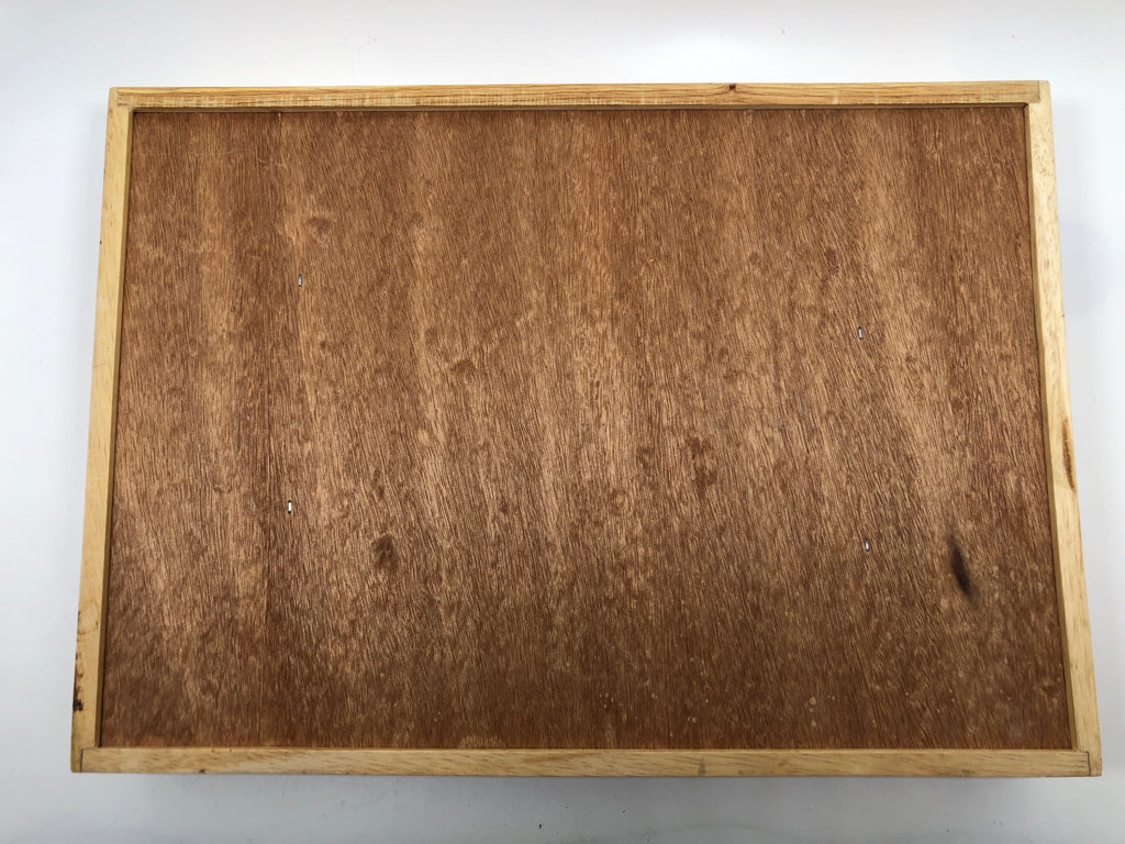 BAMBOO UTENSIL TRAY.