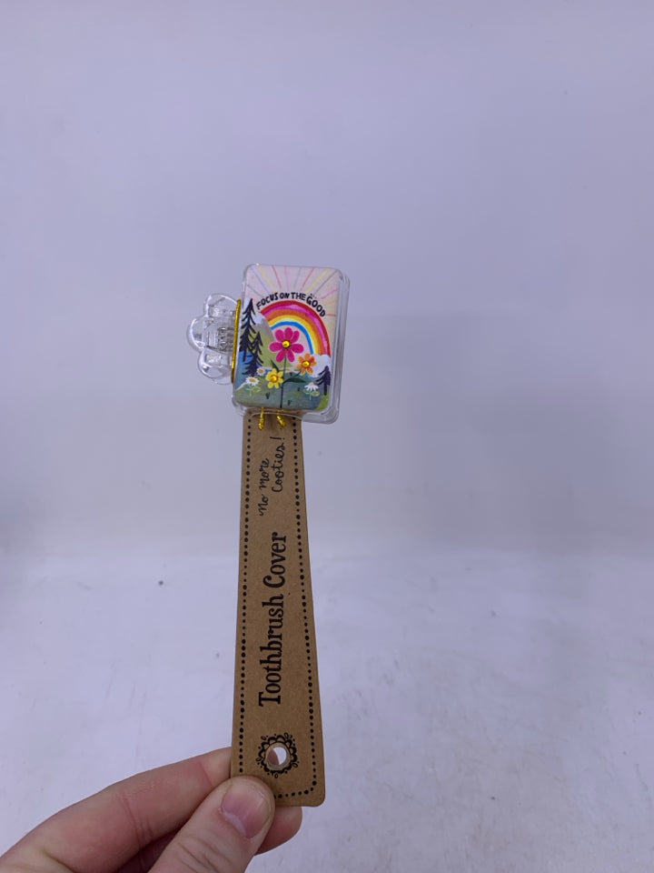 NIP TOOTH BRUSH COVER FOCUS ON THE GOOD.