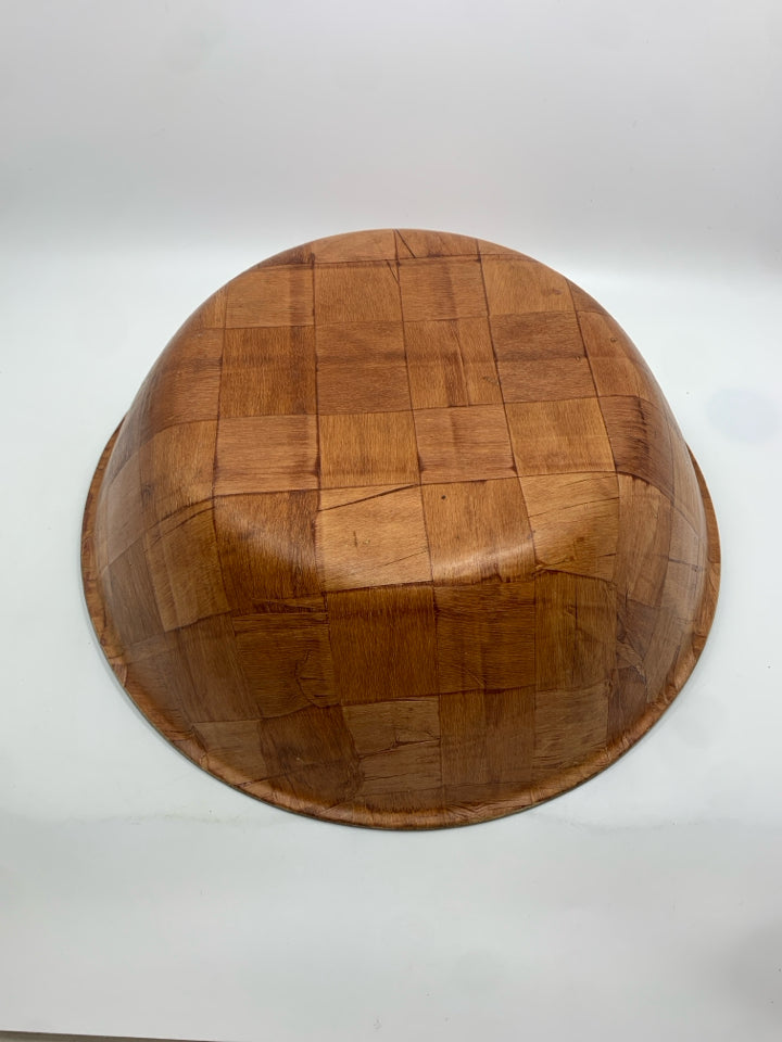 LARGE WOOD SALAD BOWL.
