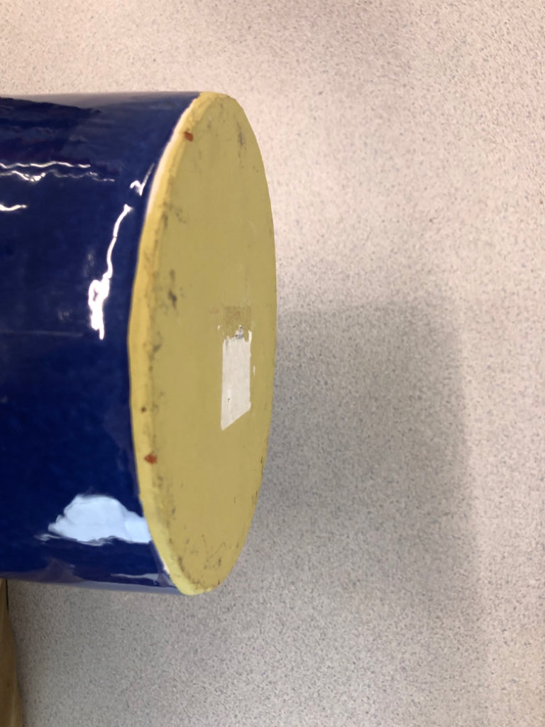 BLUE BRUSHED SPECKLED VASE.