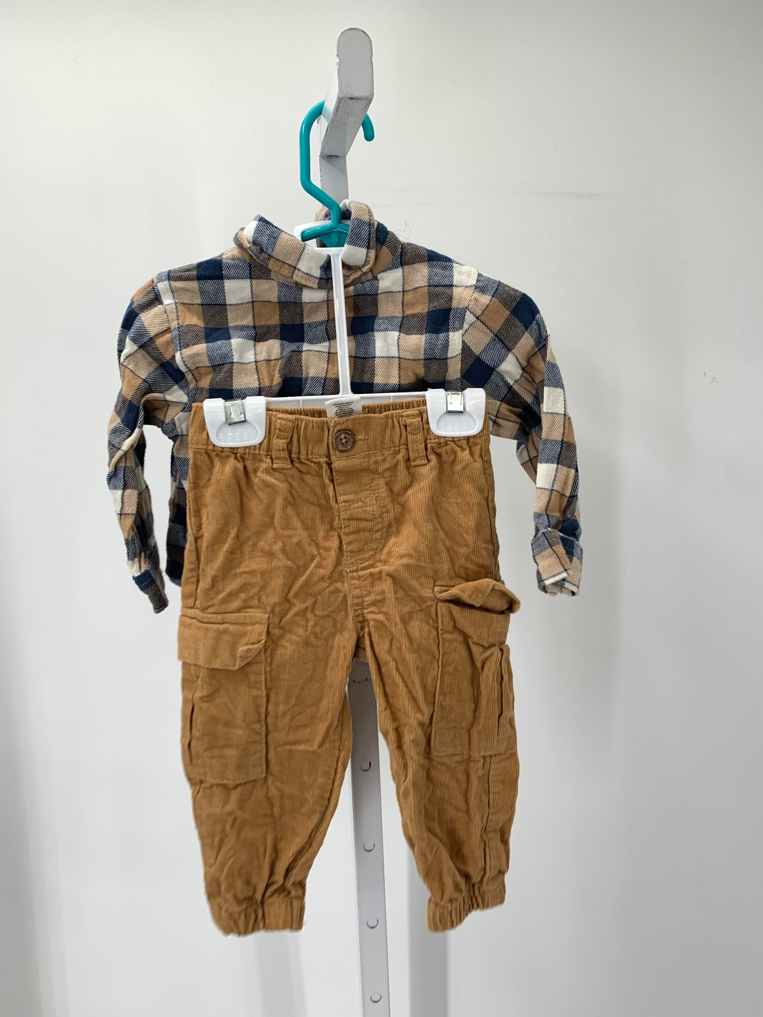 PLAID SHIRT CORDUROY PANTS.