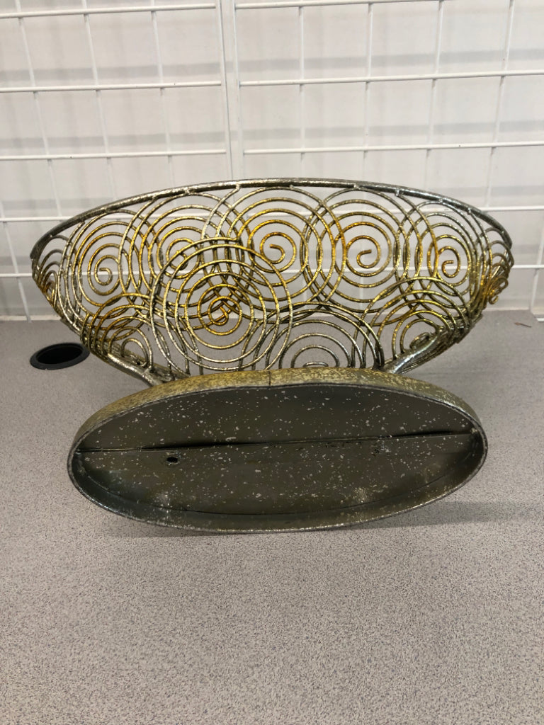 GOLD SWIRL PEDESTAL BOAT.