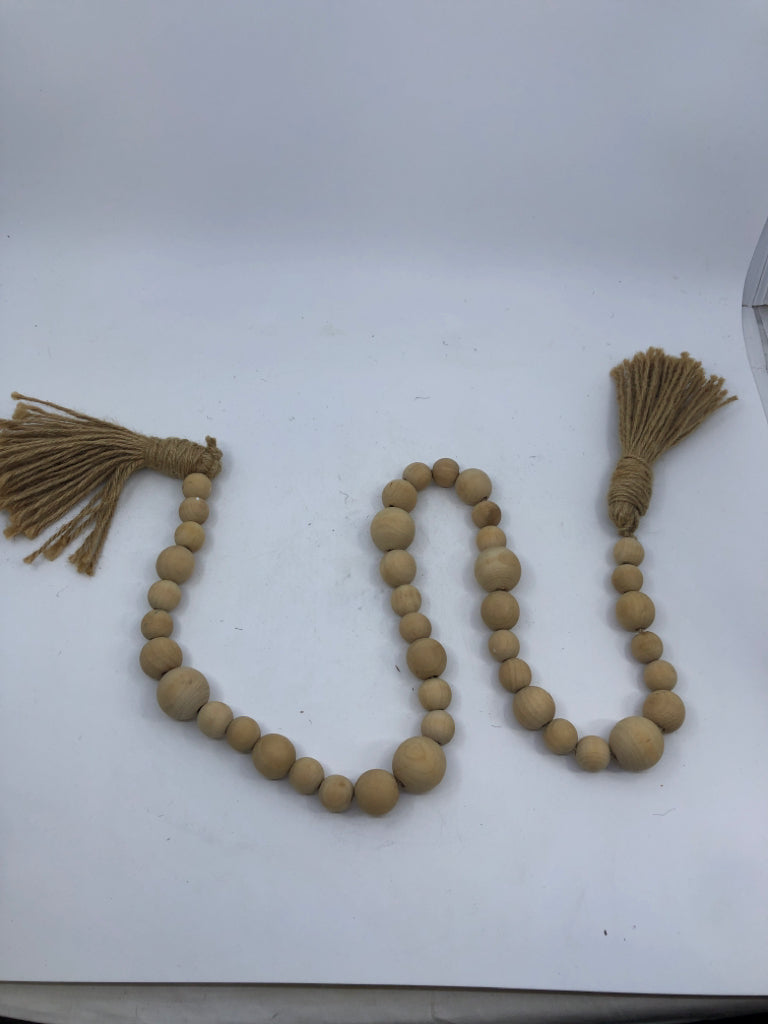 WOOD BEAD GARLAND.