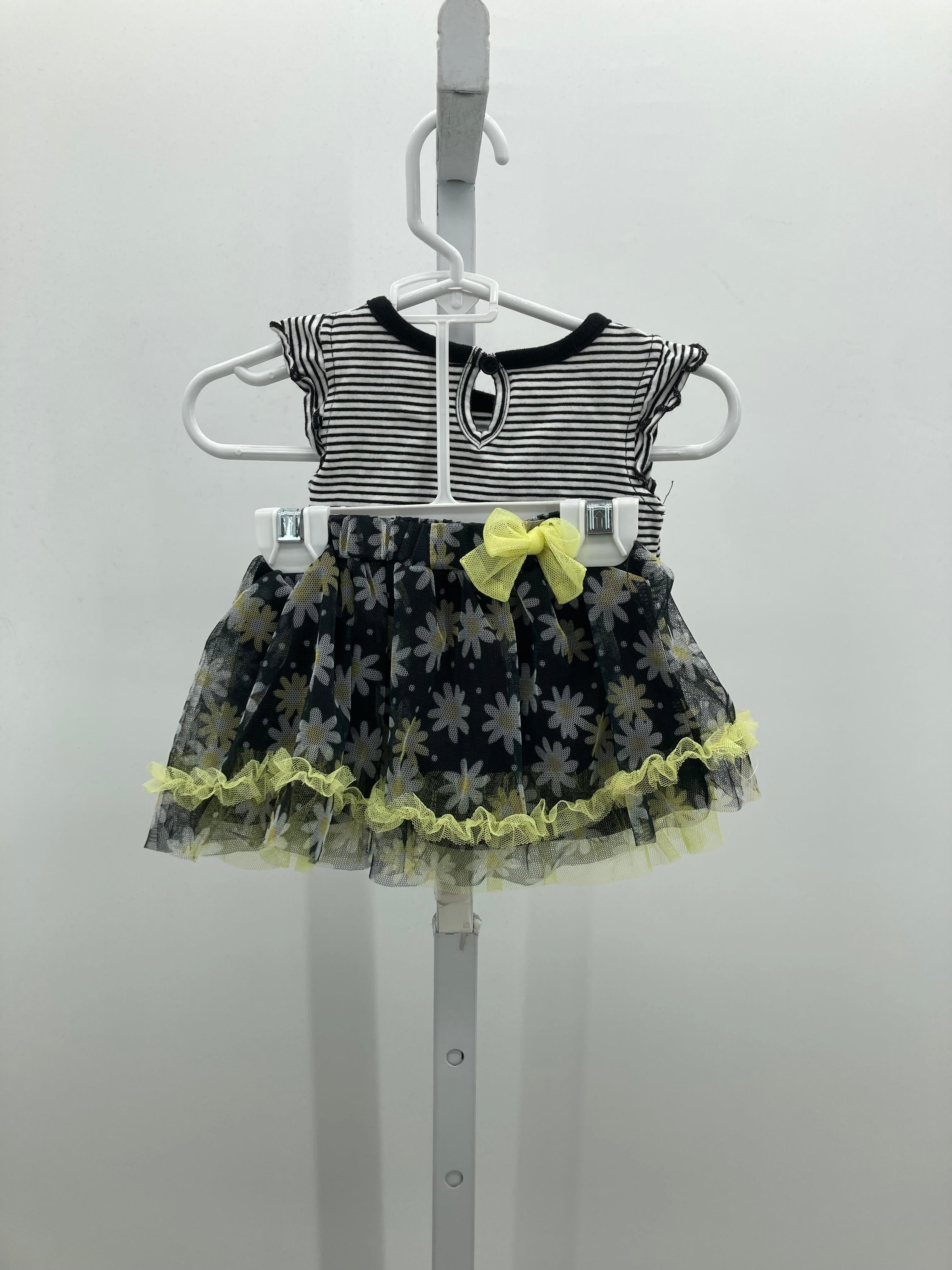 Wonder Nation Size 0-3 months Girls 2 Pieces