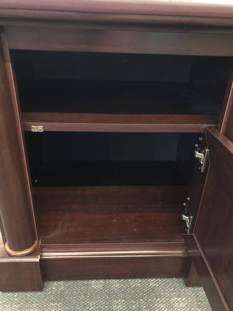 CHERRY FAUX WOOD SIDE TABLE W/ CABINET + CUBBY.