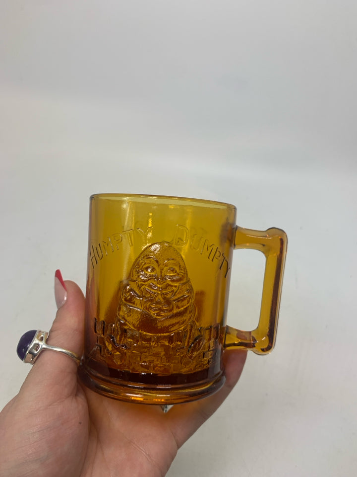 VTG NURSERY RHYME HUMPTY DUMPTY TOM TOM MUG.