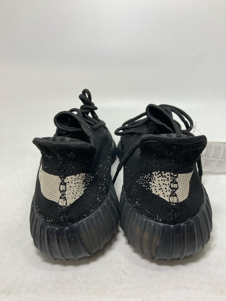 Adidas Yeezy Boost 350 V2 Oreo BY1604