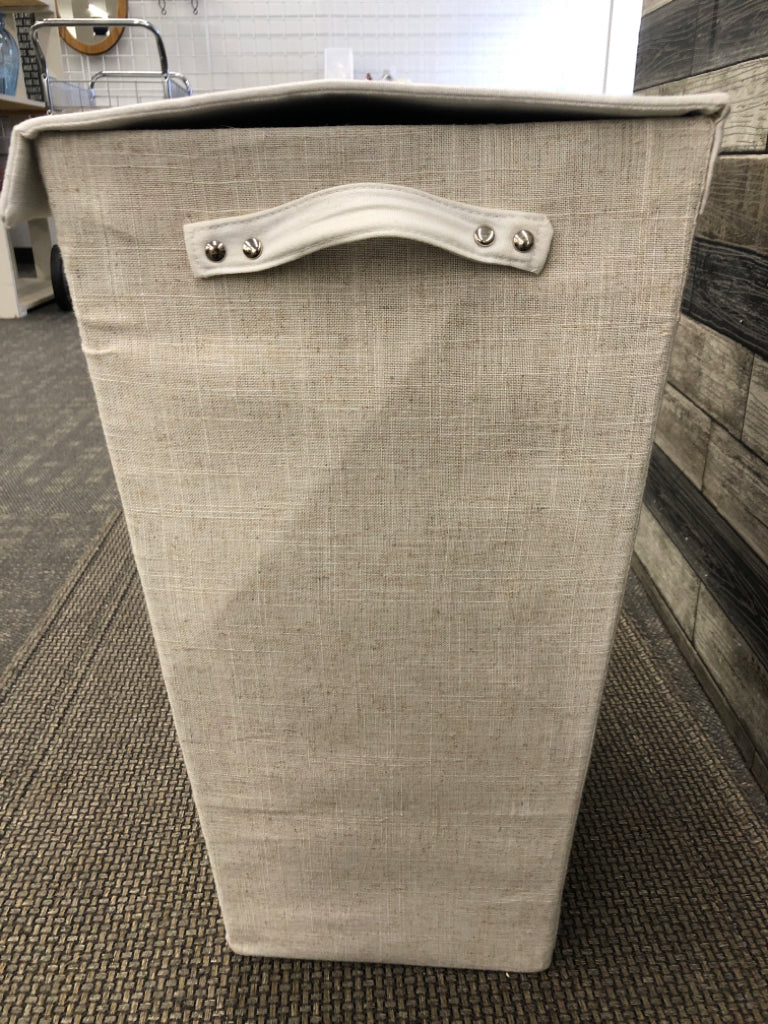 WHITE CLOTH HAMPER W/ VELCRO LID LAUNDRY CO.