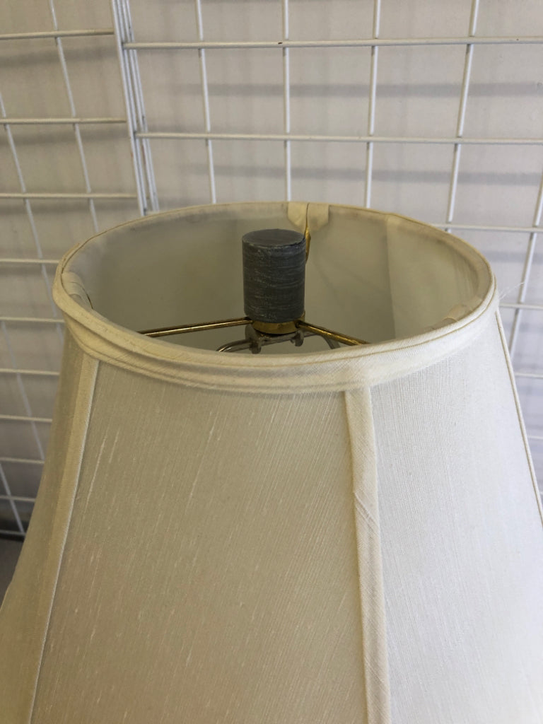 SILVER BALL BASE LAMP W/CREAM SHADE.