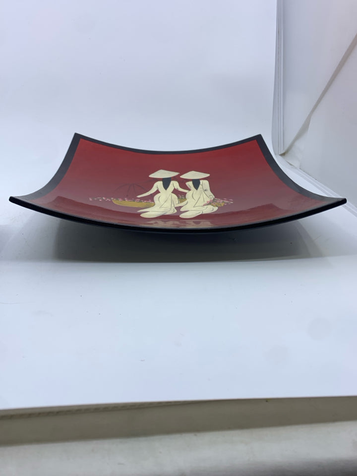 3 RED SQUARE DELICATE PLATES W 2 WOMEN WALKING.