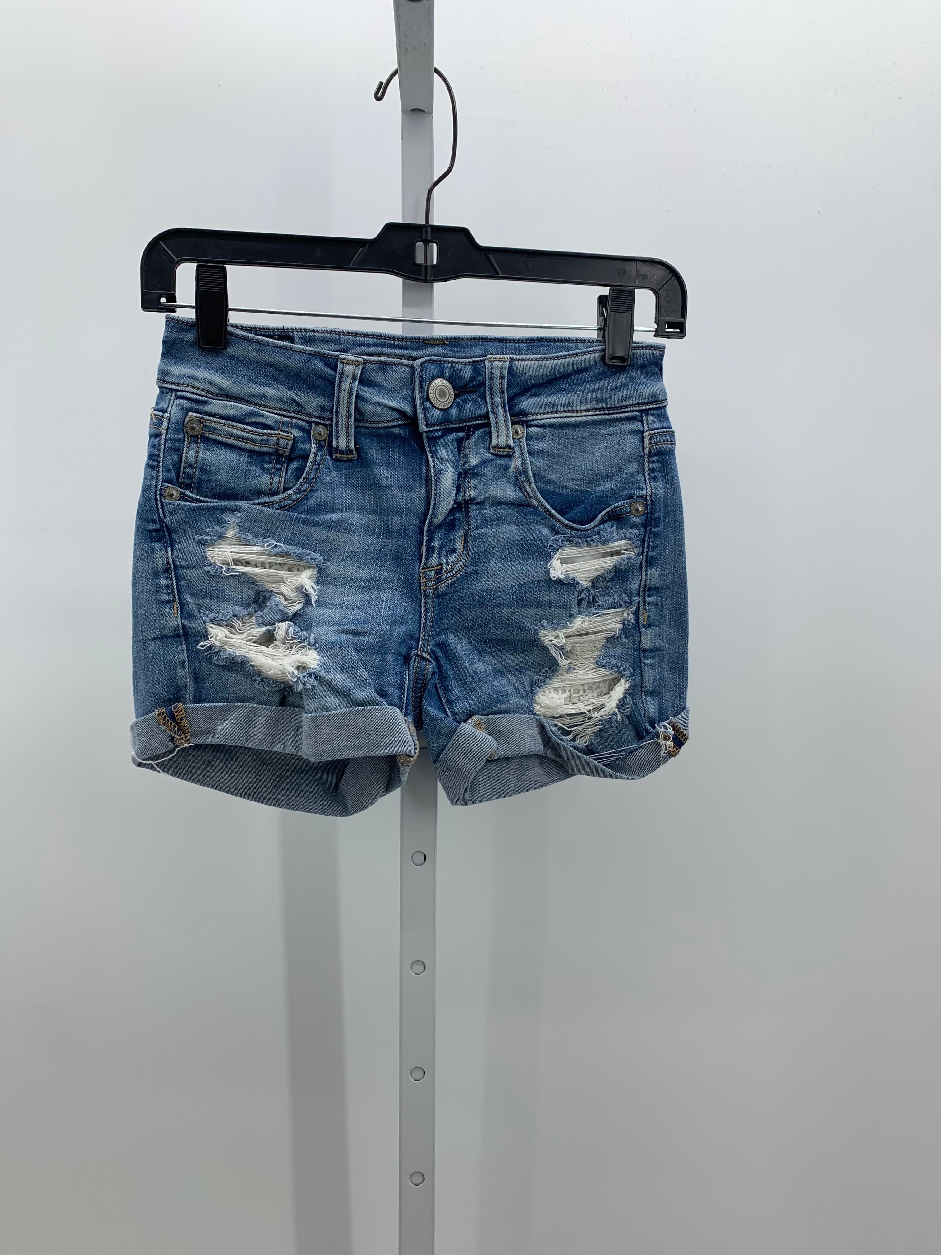 American Eagle Size 2 Juniors Shorts