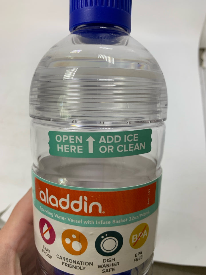 NEW 2 WAY WATER VESSEL DRINK BOTTLE.
