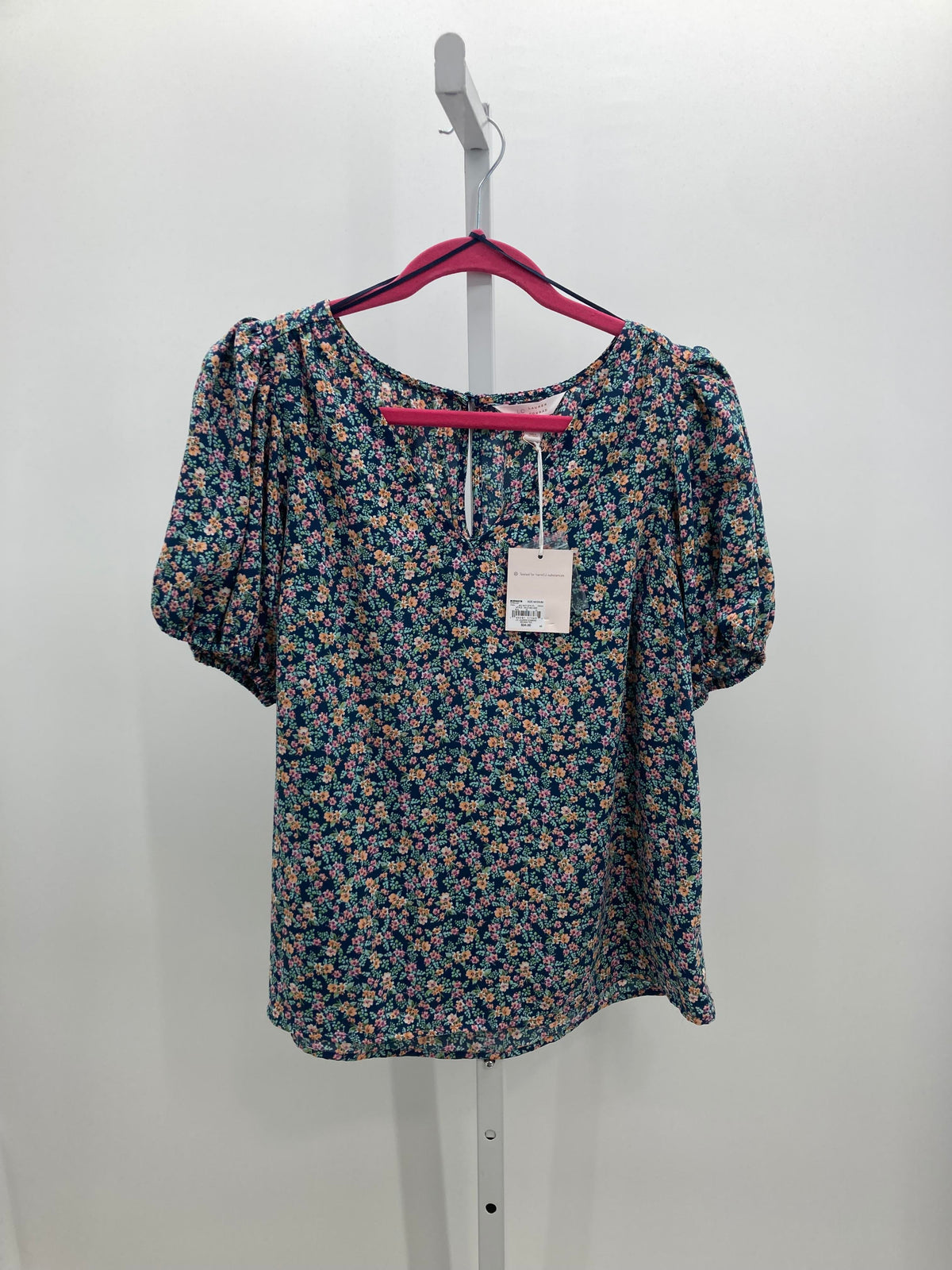 Lauren Conrad Size Medium Misses Short Sleeve Shirt