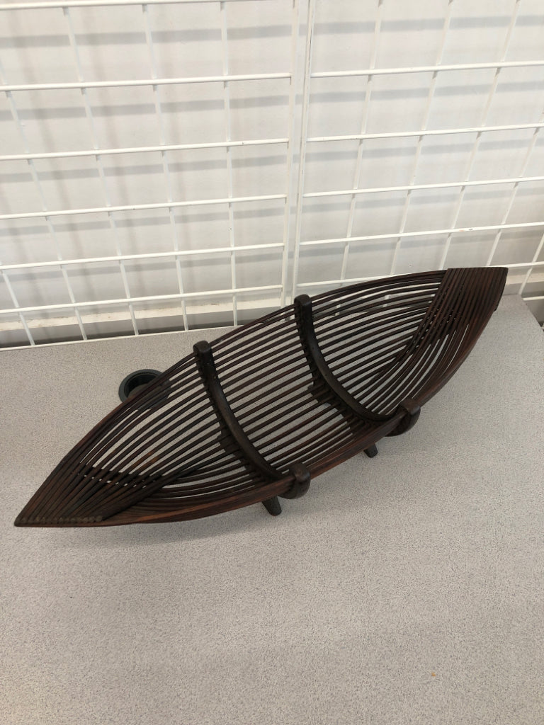 BAMBOO BOAT SHAPED CENTERPIECE BOWL.