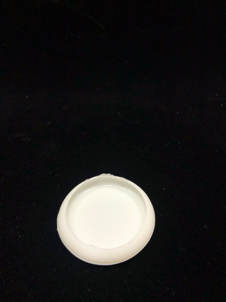 MILK JUG W/SILICONE COVER.