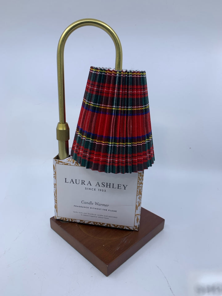 NEW CANDLE LAMP WAX WARMER W/ PLAID SHADE.