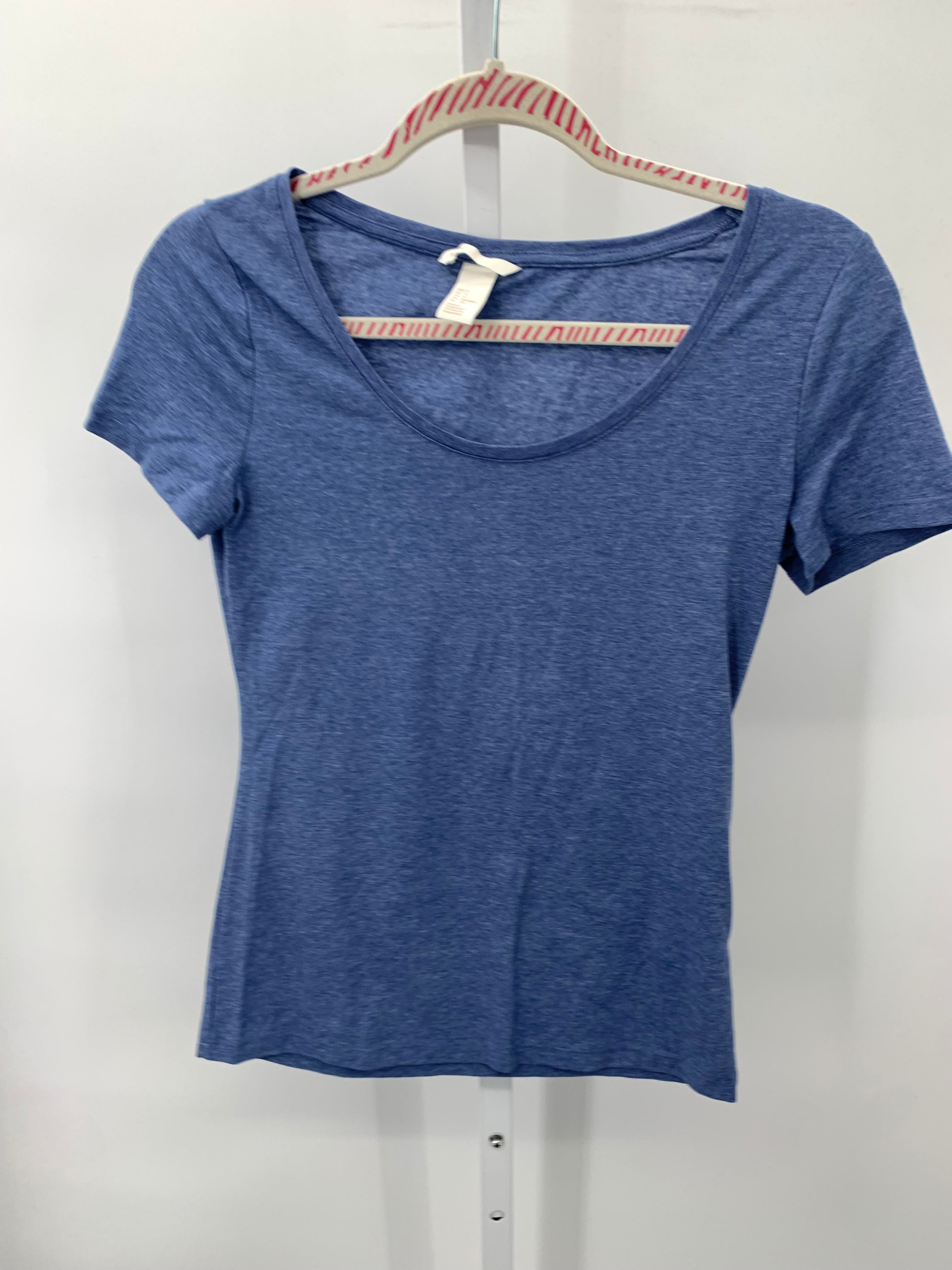 H&M Size Small Misses Short Sleeve Shirt