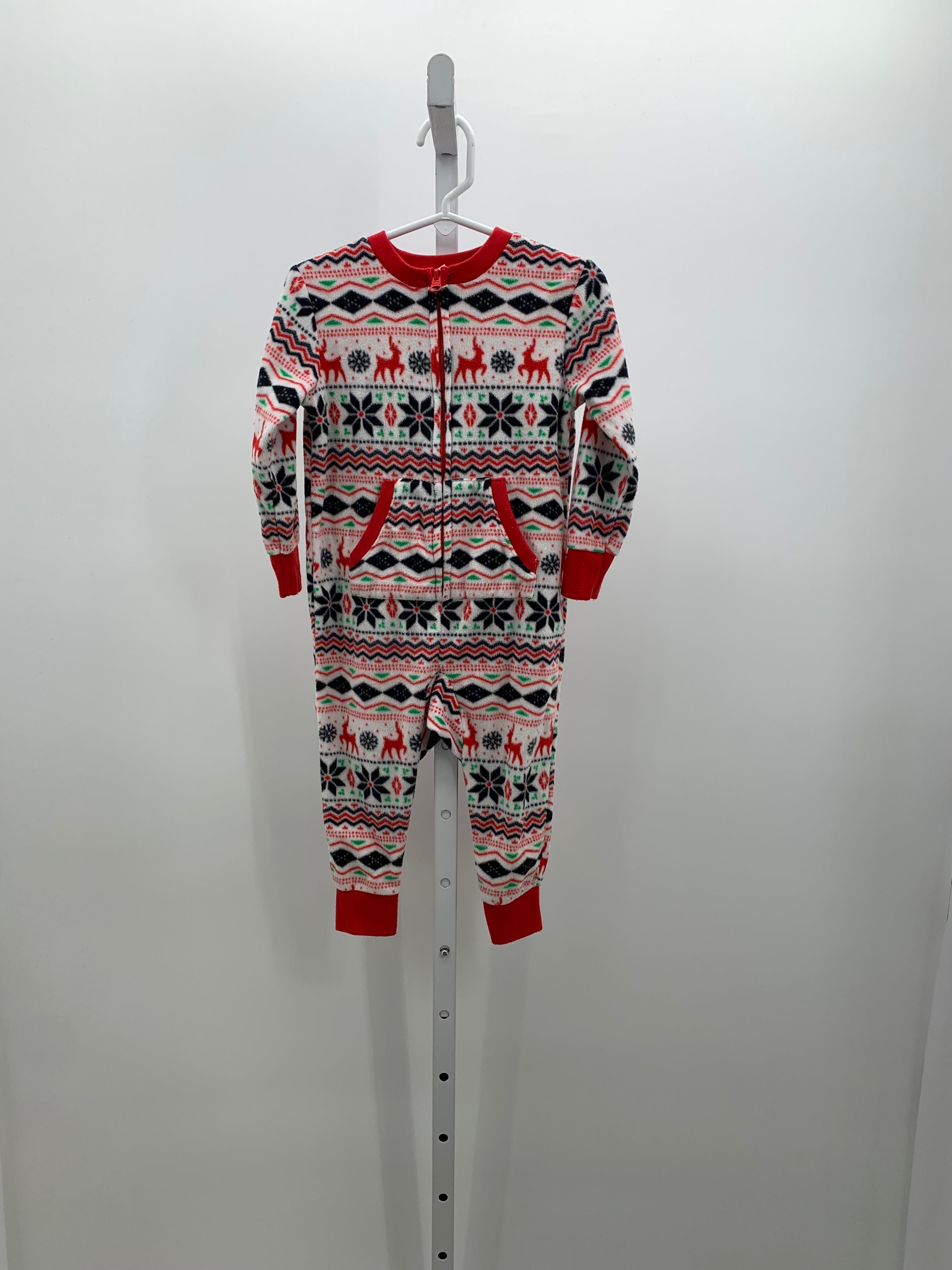 FLEECE SLEEPER REINDEER SNOW FLAKES.