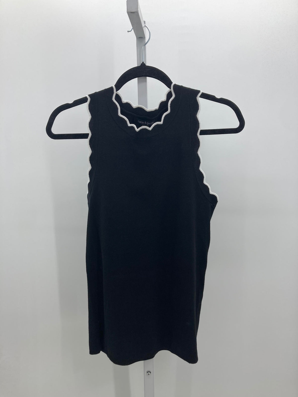 Cable & Gauge Size Medium Misses Sleeveless Sweater