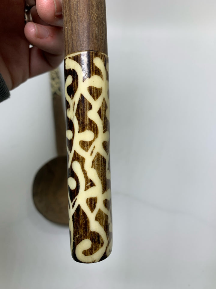 2 WOOD CARVED SALAD UTENSILS W/ DETAILED HANDLE.