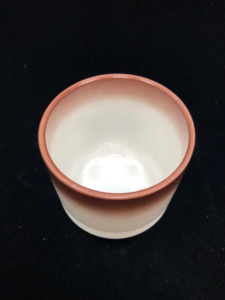 WHITE/BROWN OMBRE PLANTER.