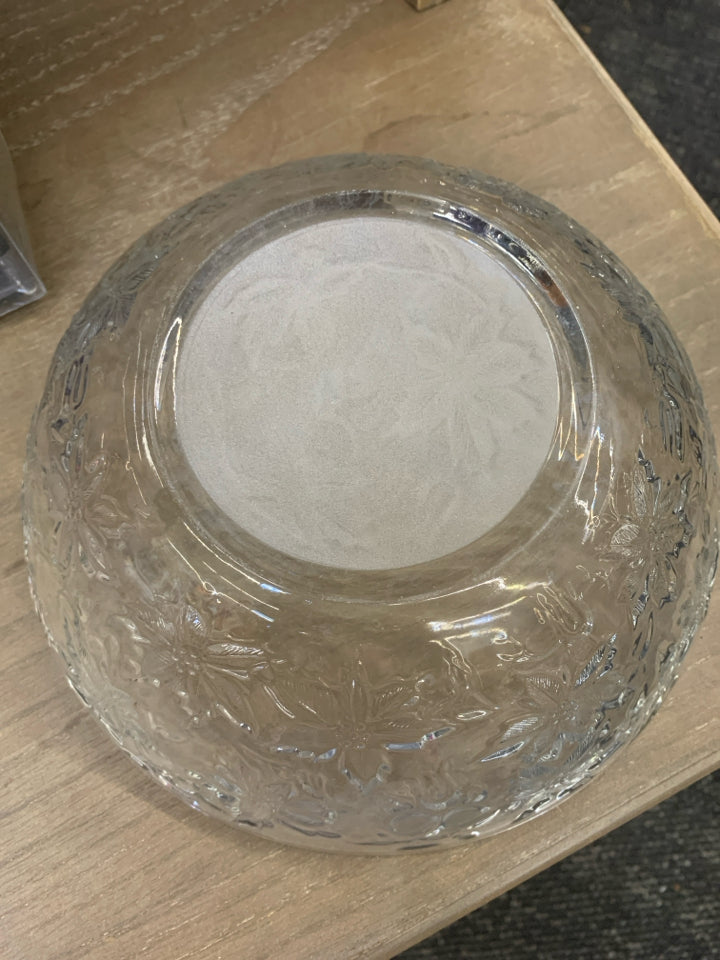 GLASS SERVING BOWL W/ FROSTED POINSETTIA- PRINCESS HOUSE.