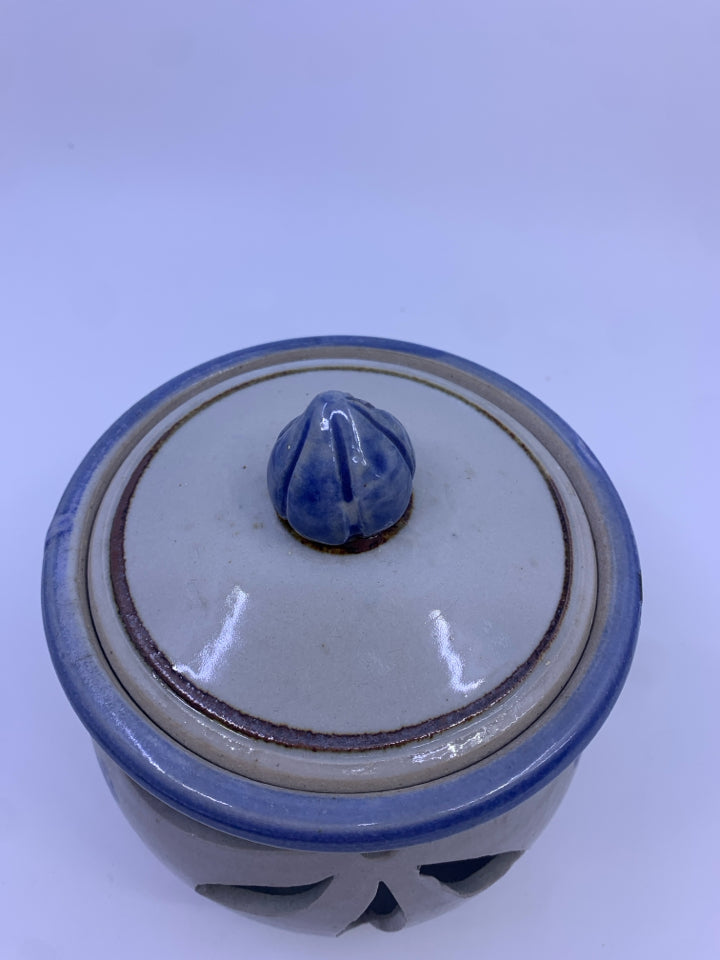 PAINTED LAVENDER PIERCED GARLIC CANISTER GREY/BLUE SALADO POTTERY.