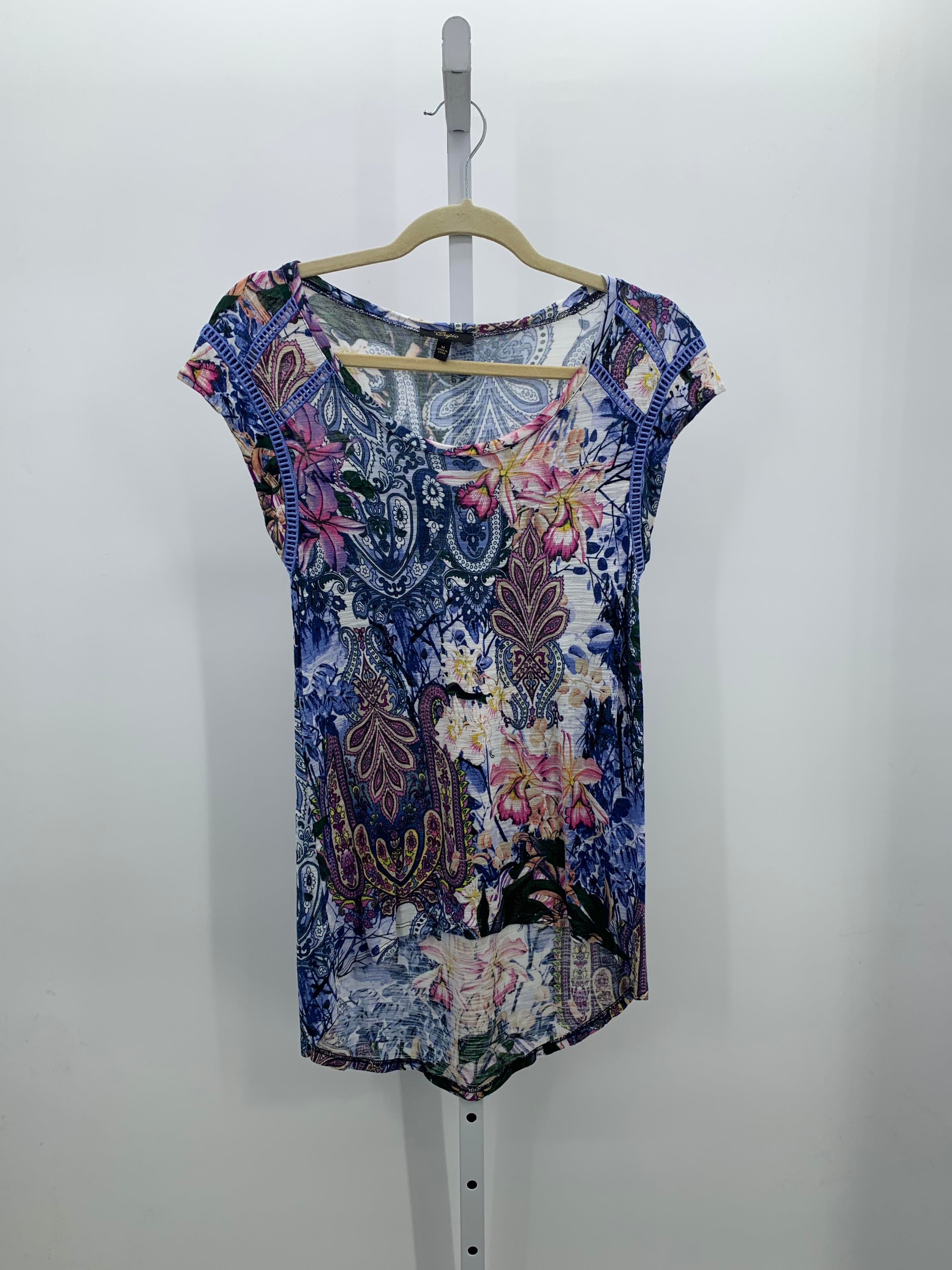 Cupio Size Medium Misses Short Sleeve Shirt