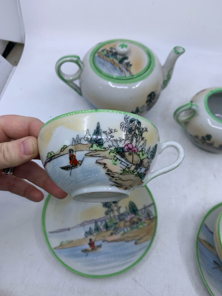 VTG 7 PC SVC 2 GREEN/WHITE ASIAN STYLE.