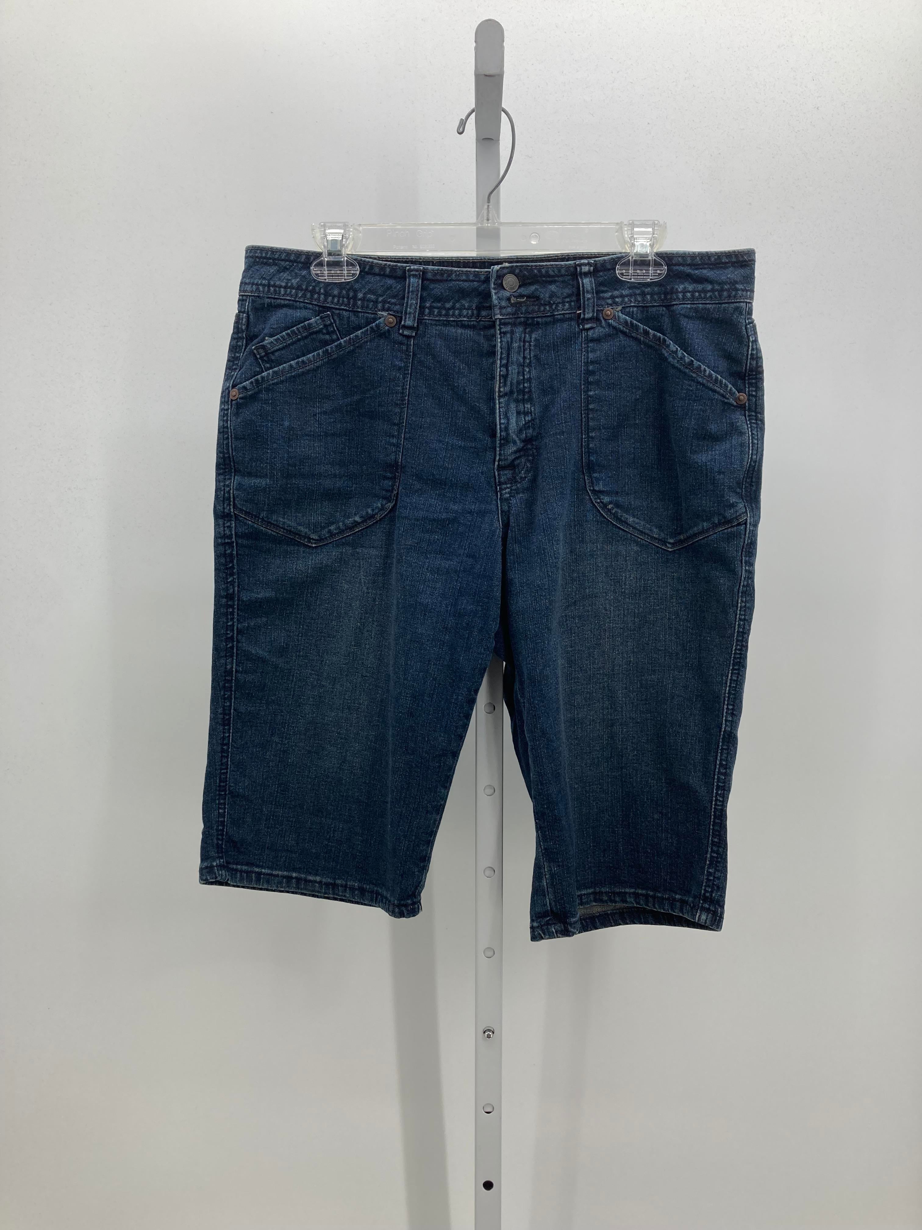 St. Johns Bay Size 12 Misses Shorts