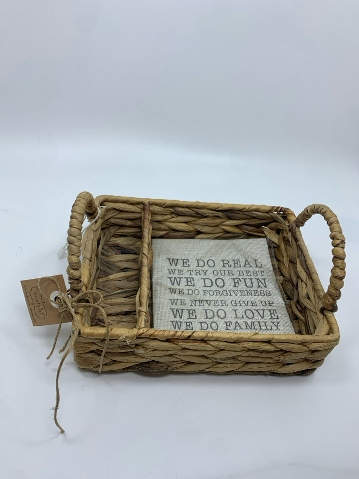2PC WICKER NAPKIN HOLDER W/NAPKINS.