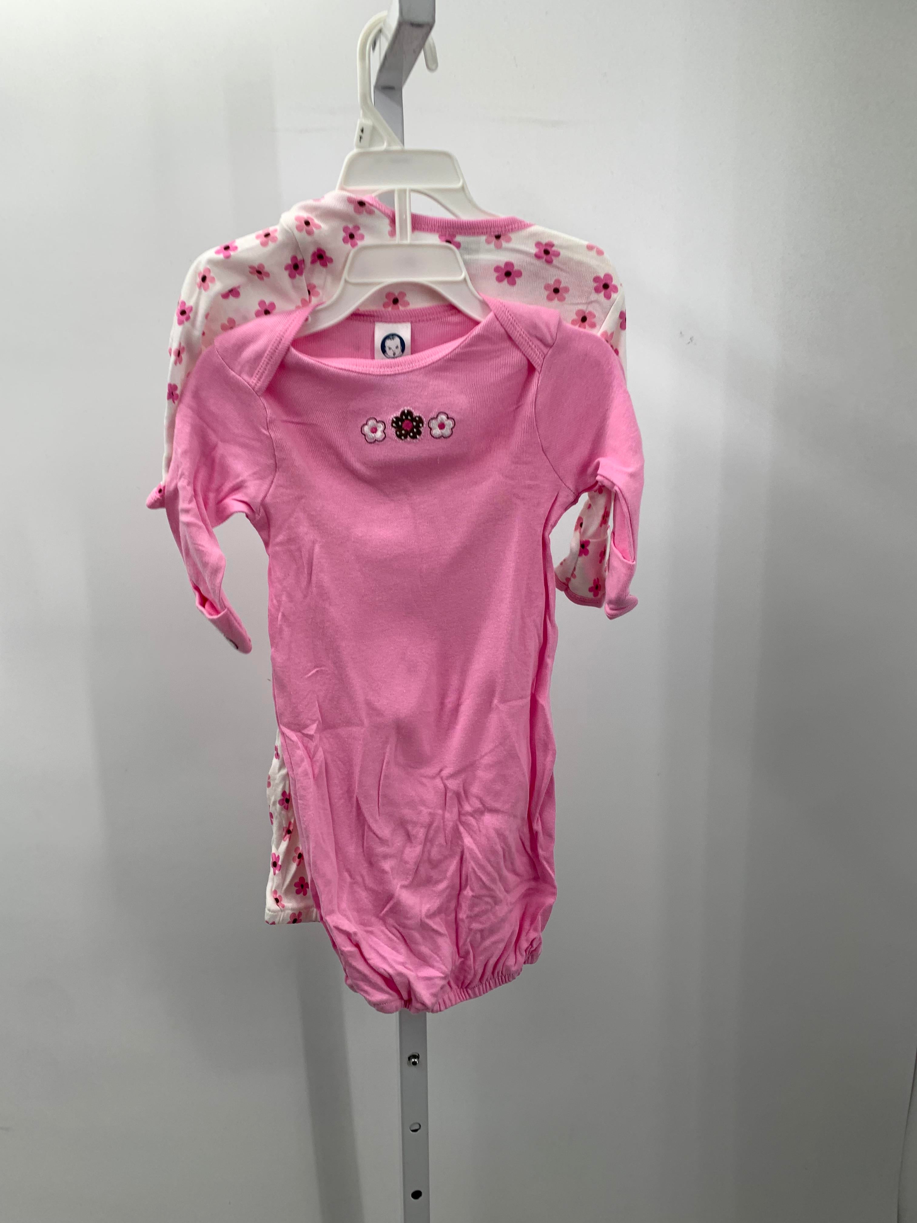 Gerber Size 0-6 Months Girls 2 Pieces