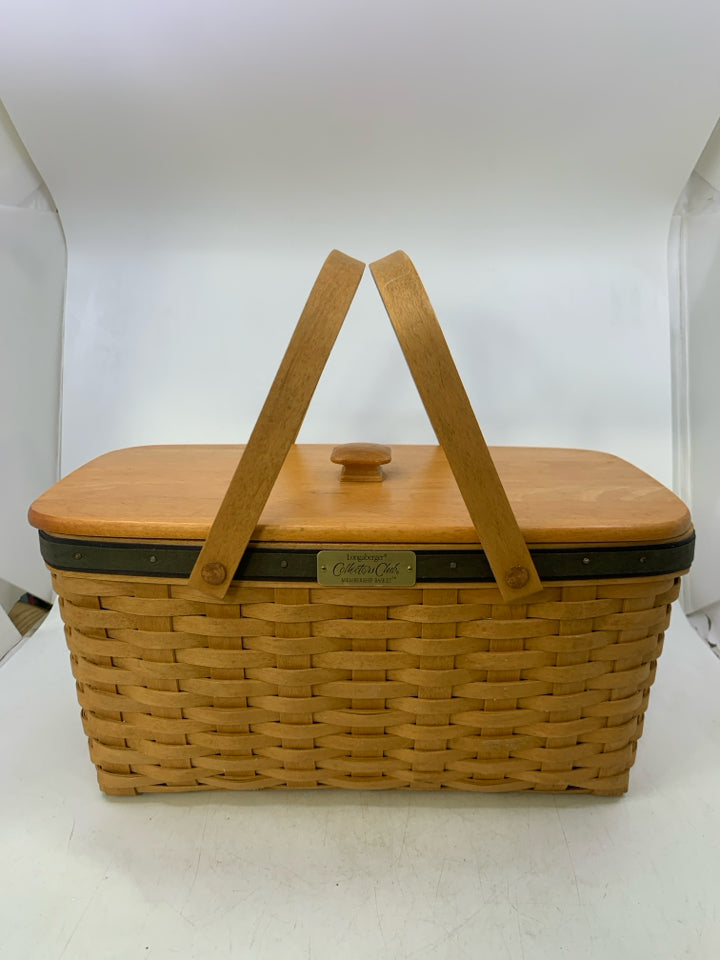 2003 COLLECTOR'S CLUB RECTANGLE W/ LID.