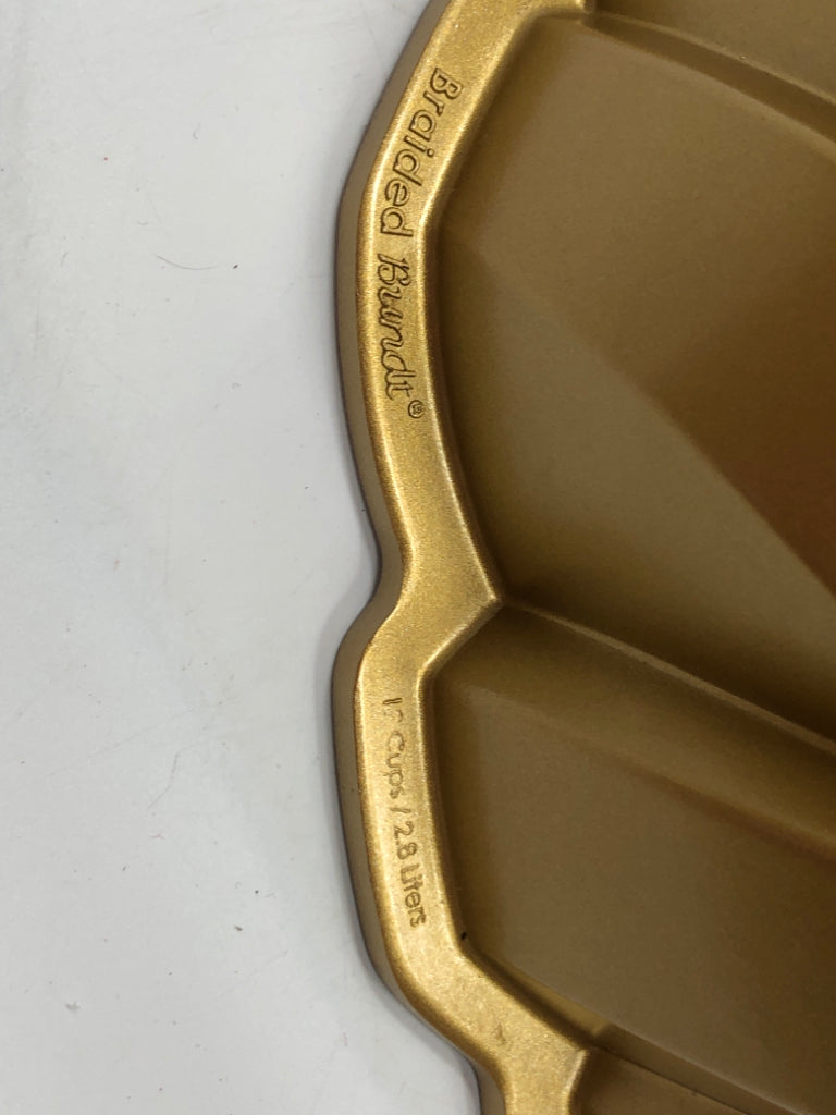 BRAIDED BUNDT PAN 75TH ANNIVERSARY NORDIC WARE.