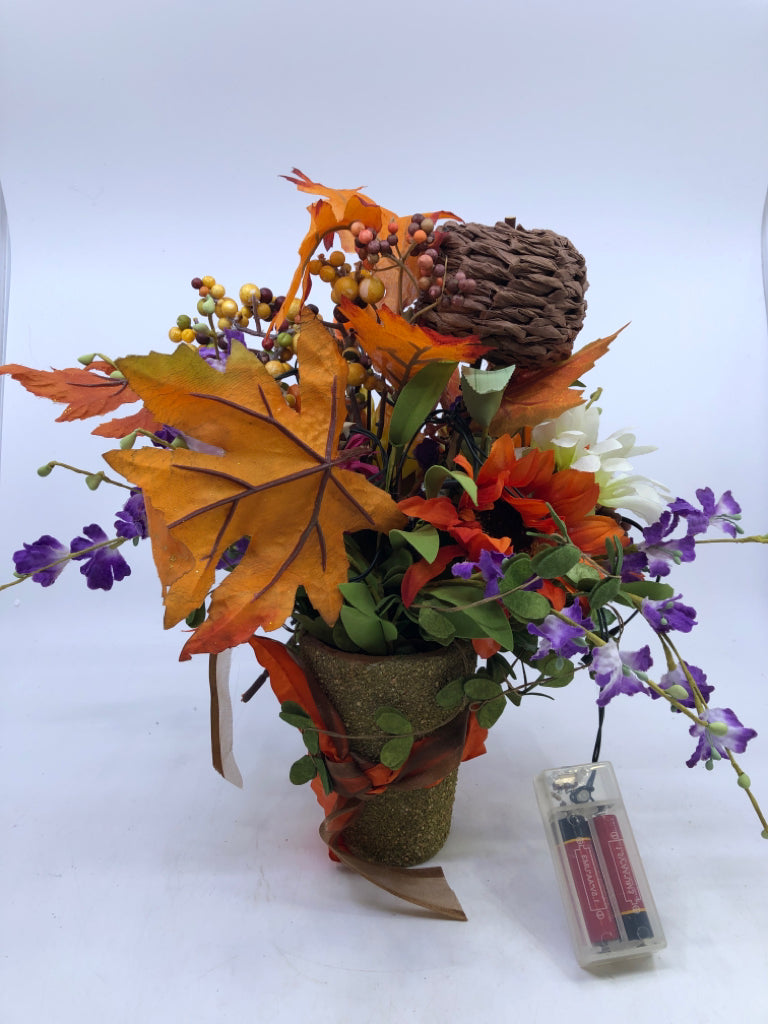 FALL BOUQUET W/LIGHTS GREEN TEXTURED PLANTER.