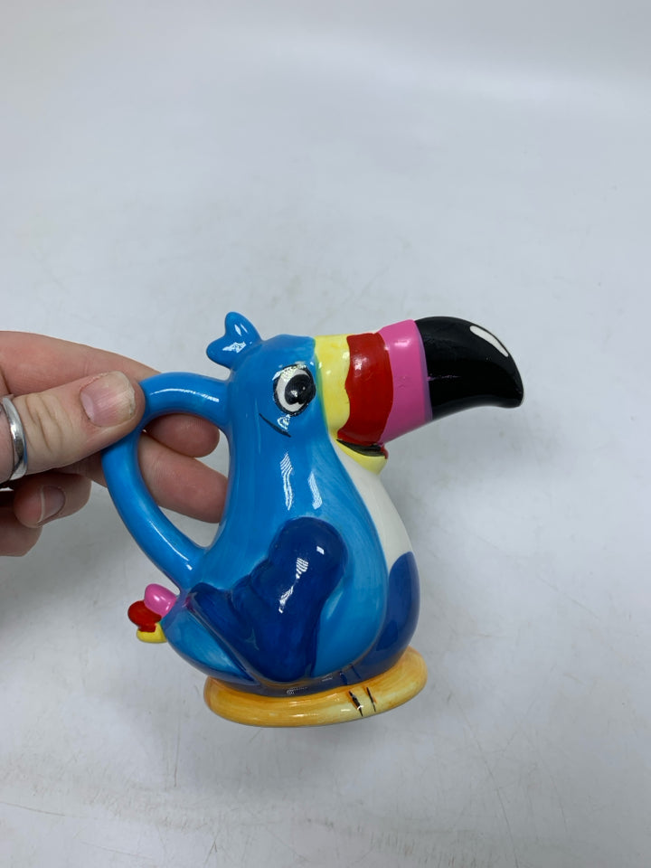 VTG KELLOGG'S TOUCAN SAM MINI CREAMER.