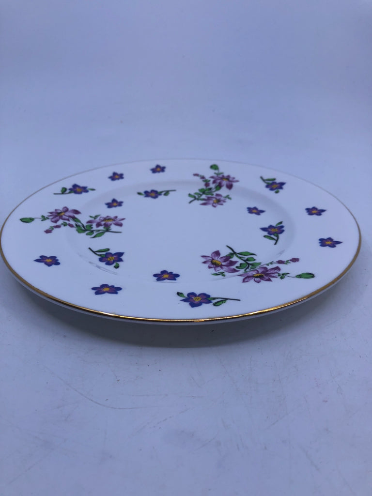 4 VTG LUNCH PLATES W/ PURPLE FLOWERS GOLD EDGE.