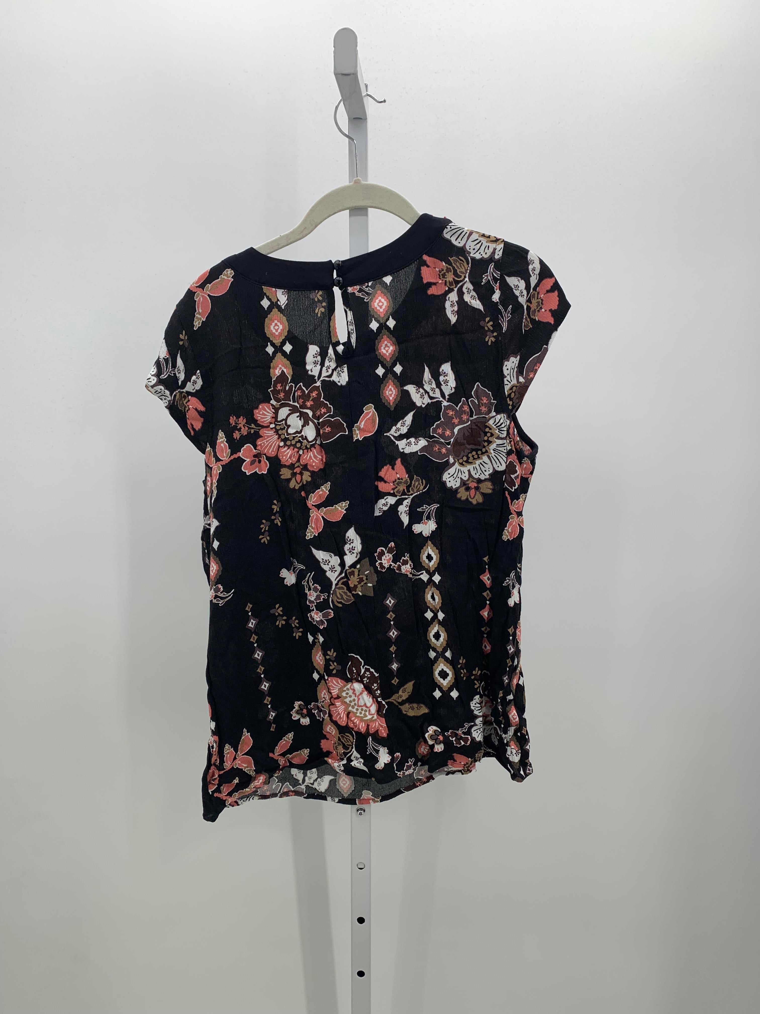 Three Pink Hearts Size Large Juniors Short Sleeve Shirt
