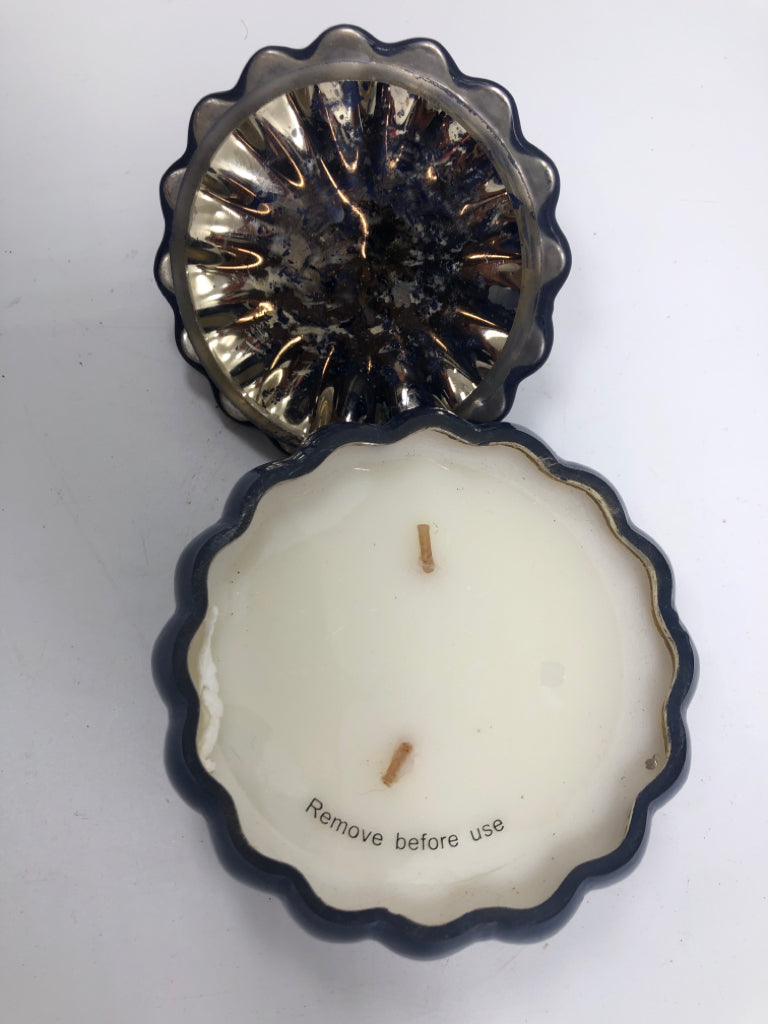 BLUE PUMPKIN CANDLE.