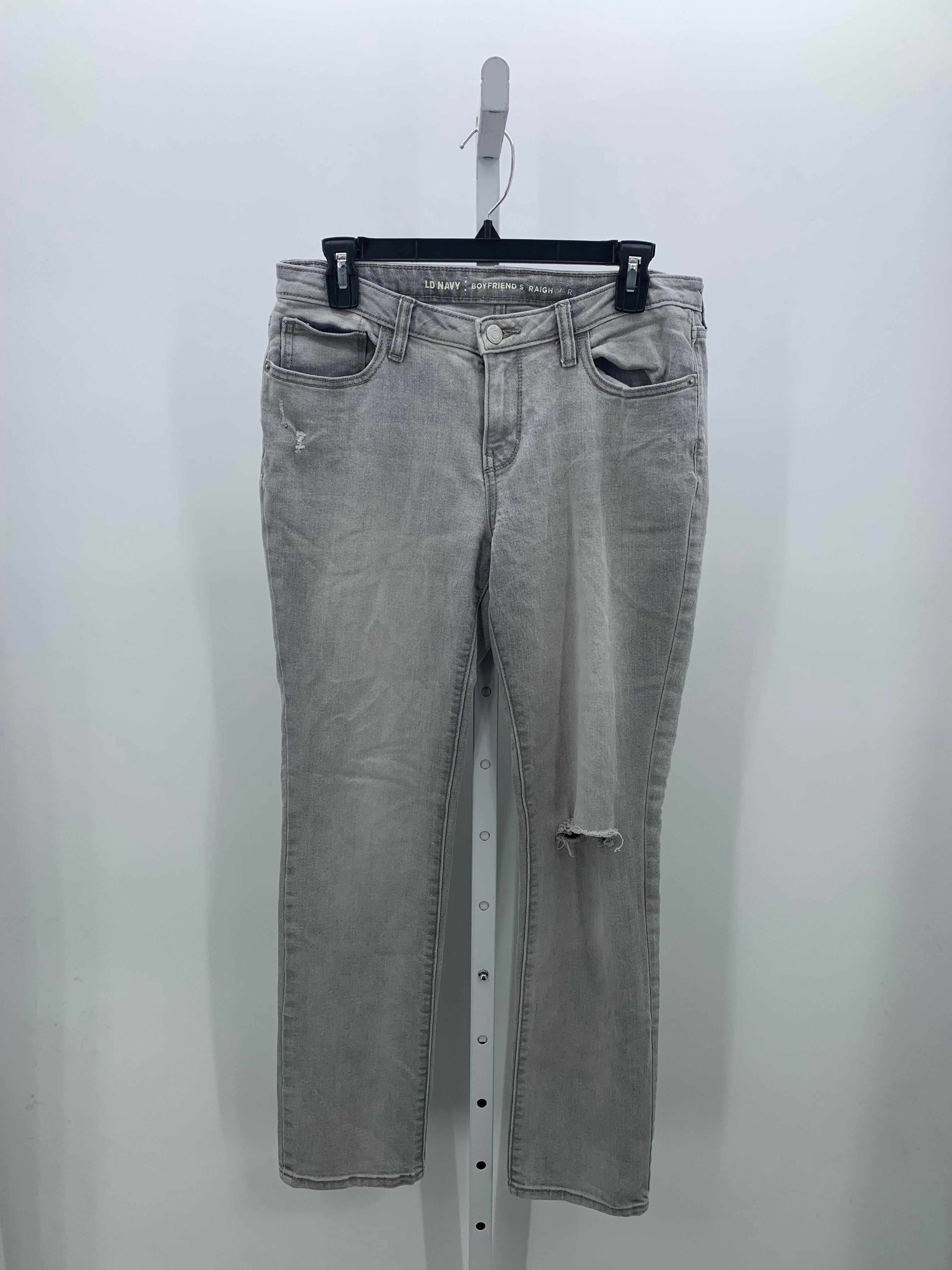 Old Navy Size 6 Misses Jeans