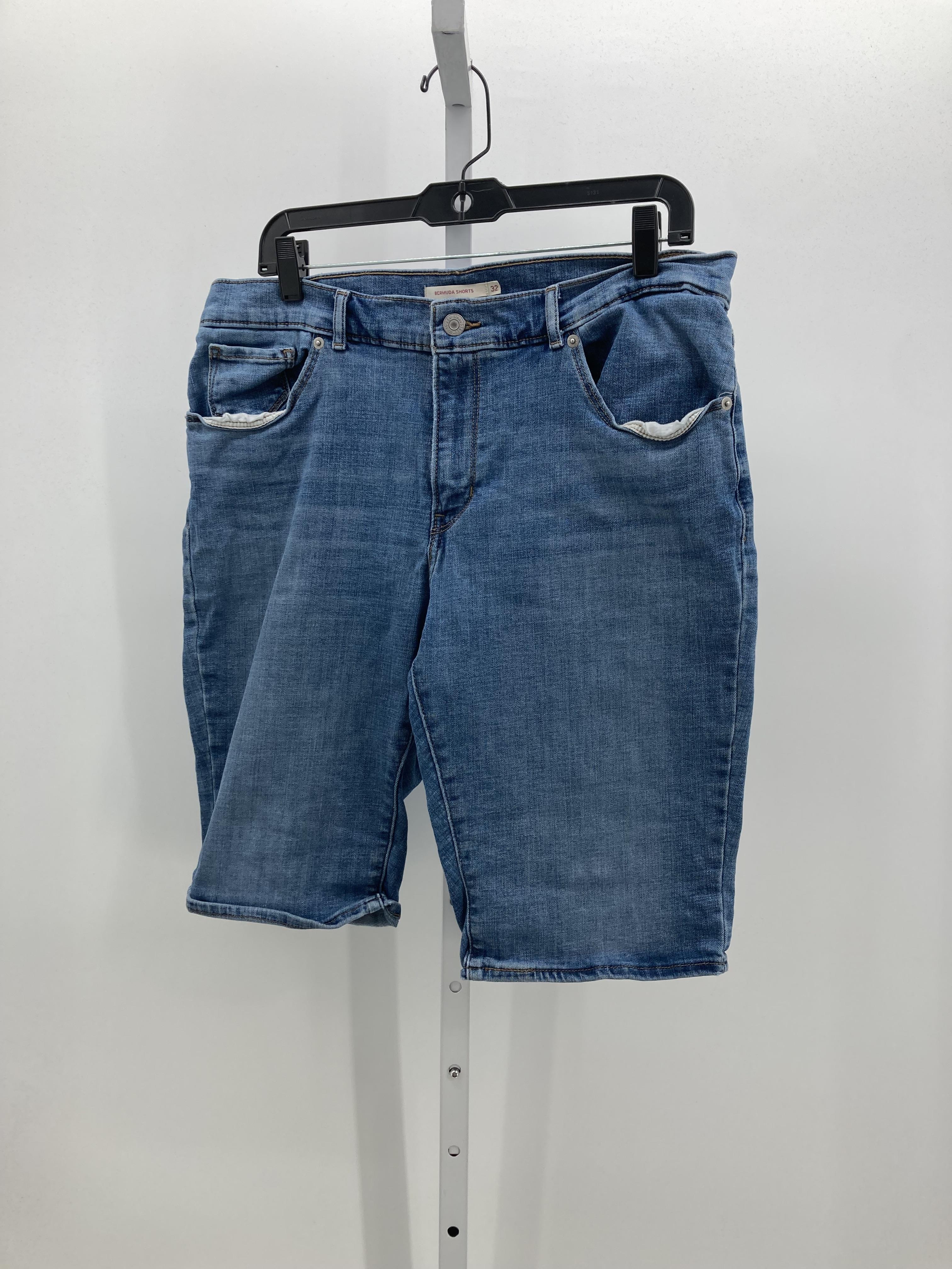 Levis Size 14 Misses Shorts